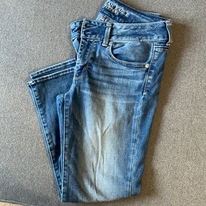American Eagle cropped jeans